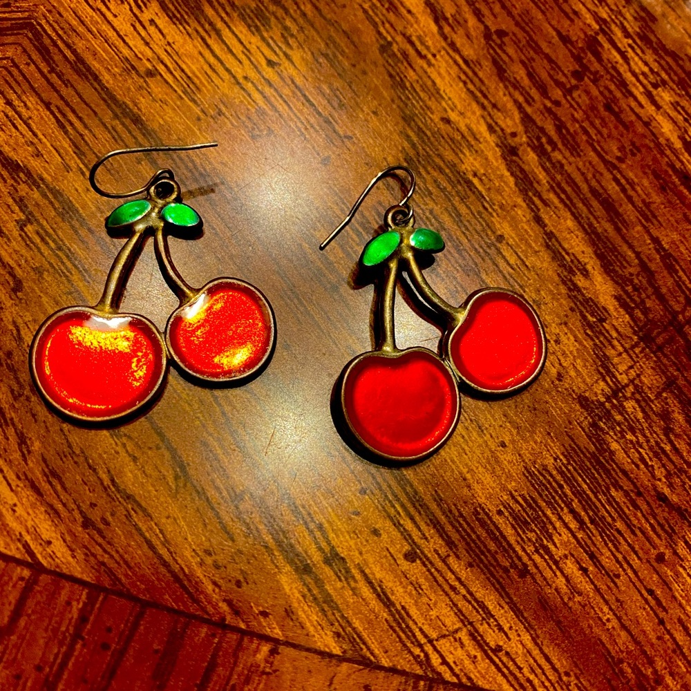 Chery earrings